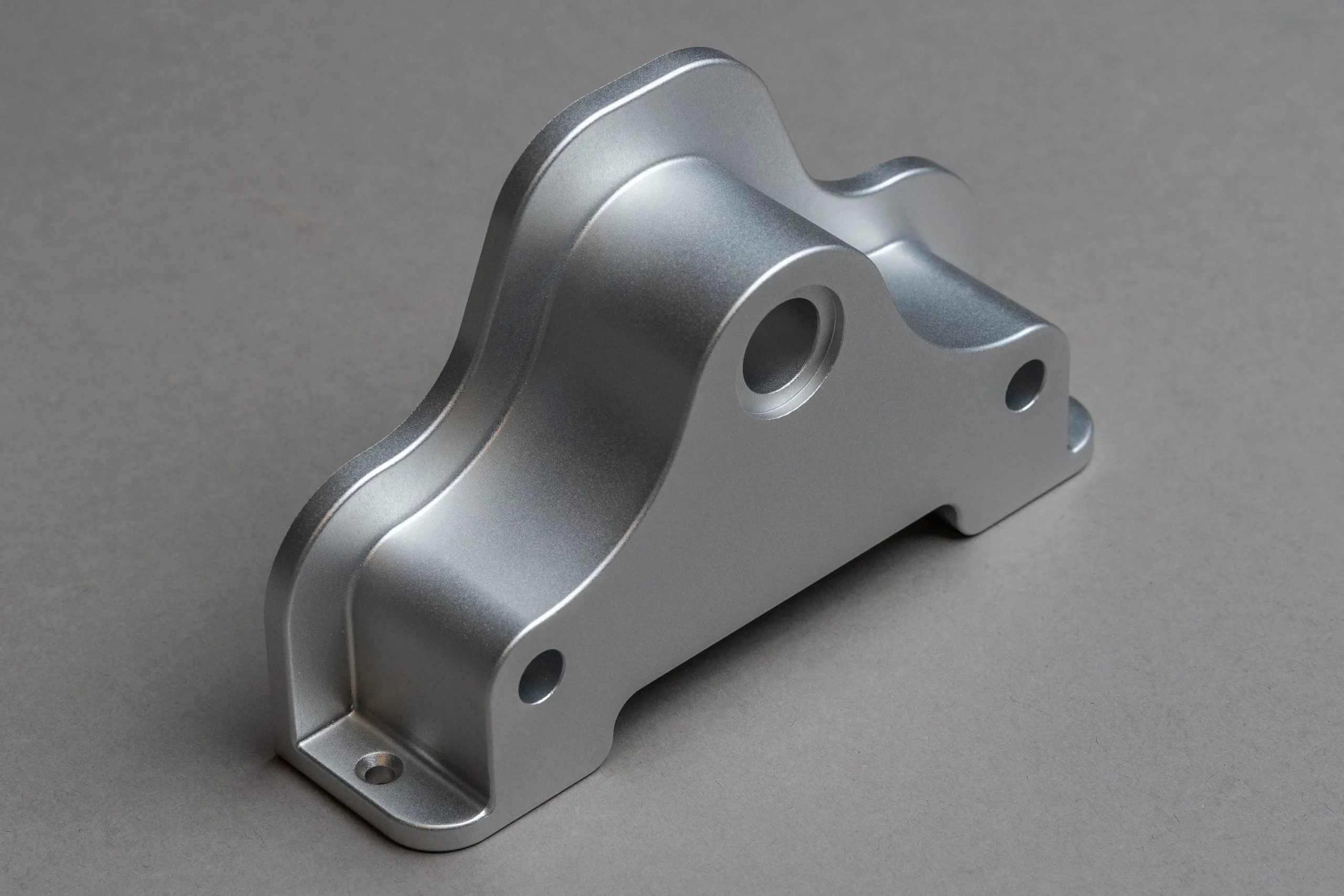 Bead blasted + Anodizing type III